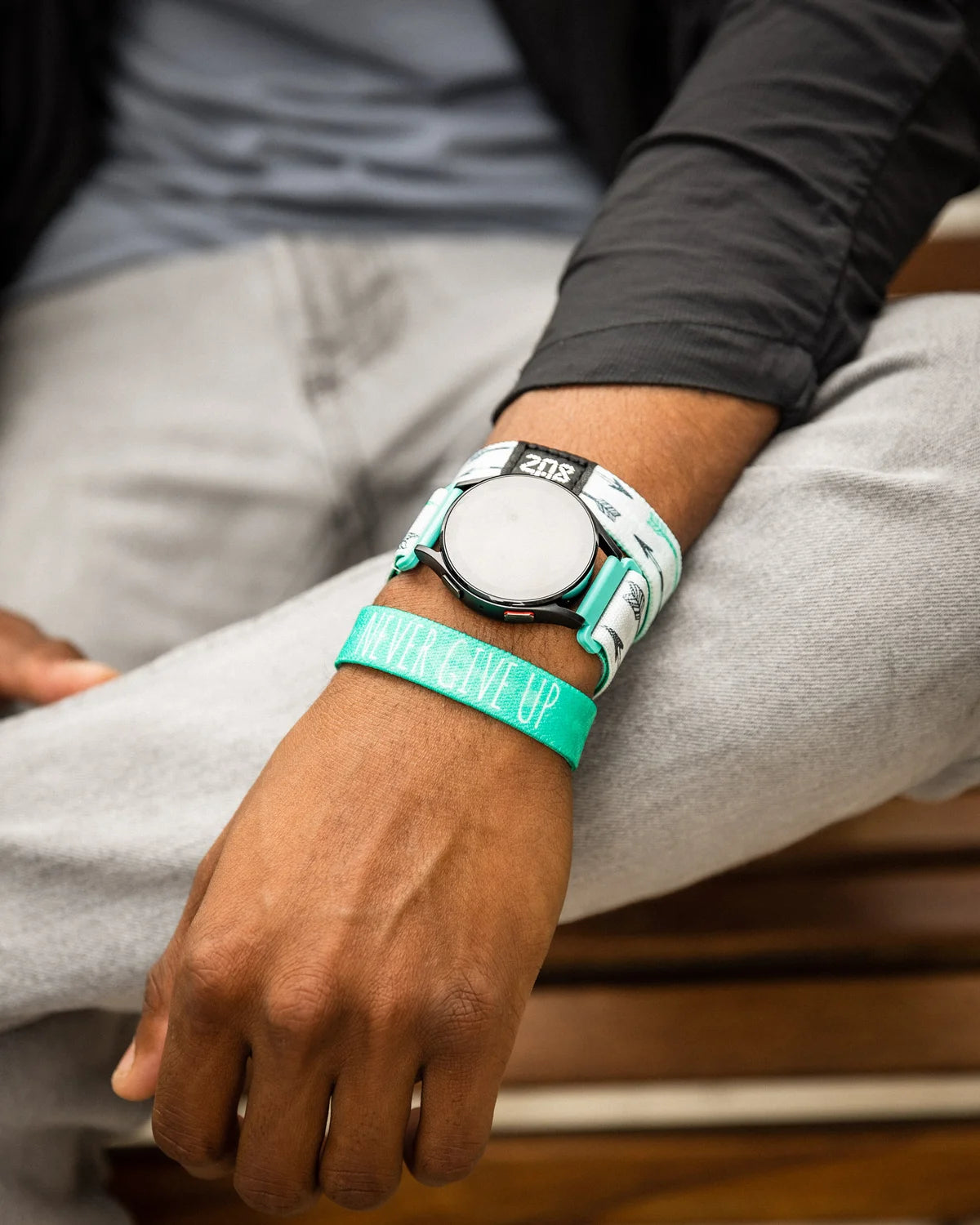 The Science of Motivation: How Positive Messaging on ZOX Watchbands Boosts Productivity